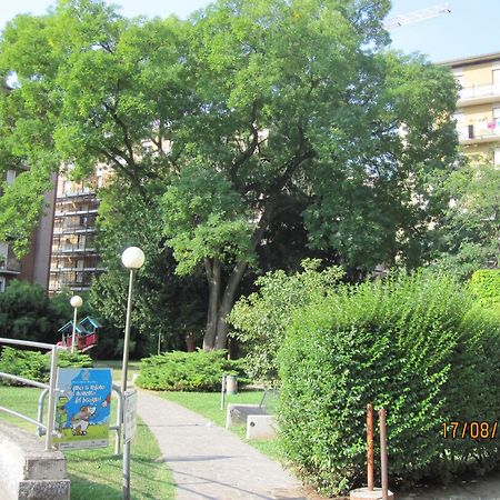 ソンドリオ Piazzi Houseアパートホテル エクステリア 写真